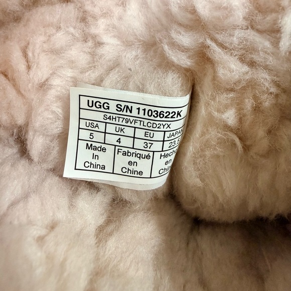 UGG Kids Sequin Boots - Picture 5 of 5